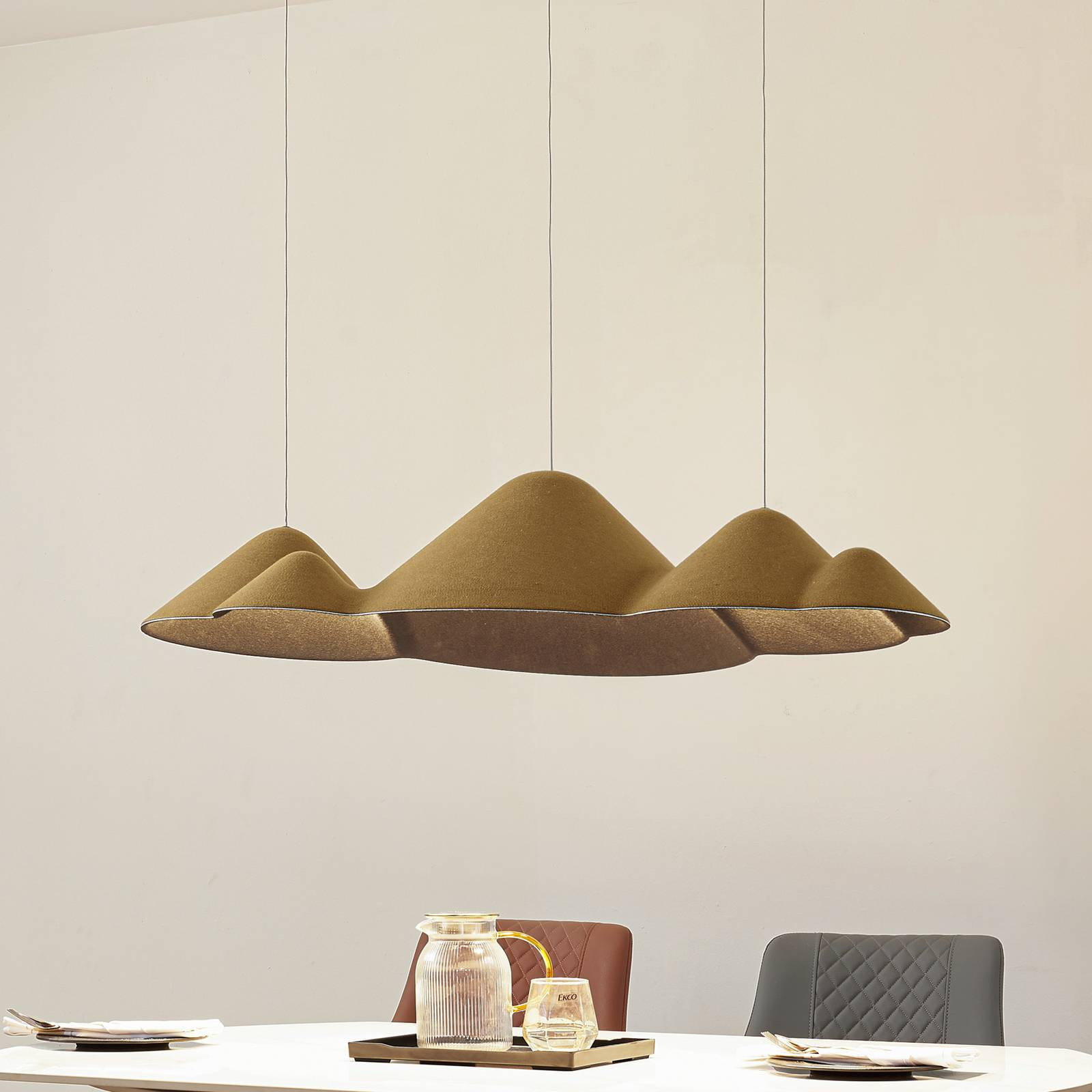 Závesné svietidlo Lucande LED, olivová farba, plsť, 106 cm, stmievateľné