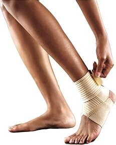 3M™ FUTURO™ Bandáž členkového kĺbu, S