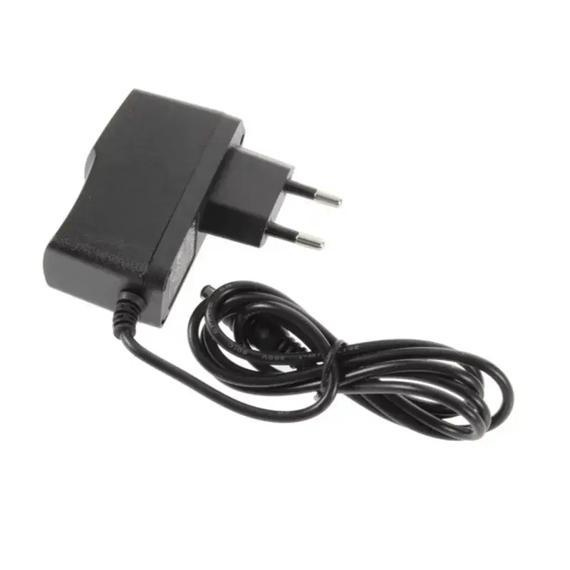 Napájací zdroj zásuvkový 8.4V, 1A, 5.5x2.1mm